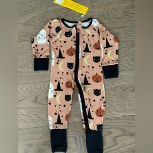 Emerson and Friends Halloween Pajamas Size 3-6 months. Super soft. NWT